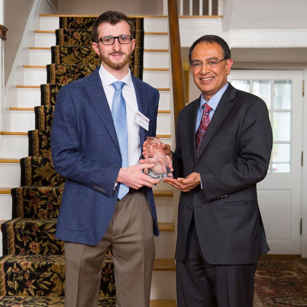 Meet your Posher, Greg